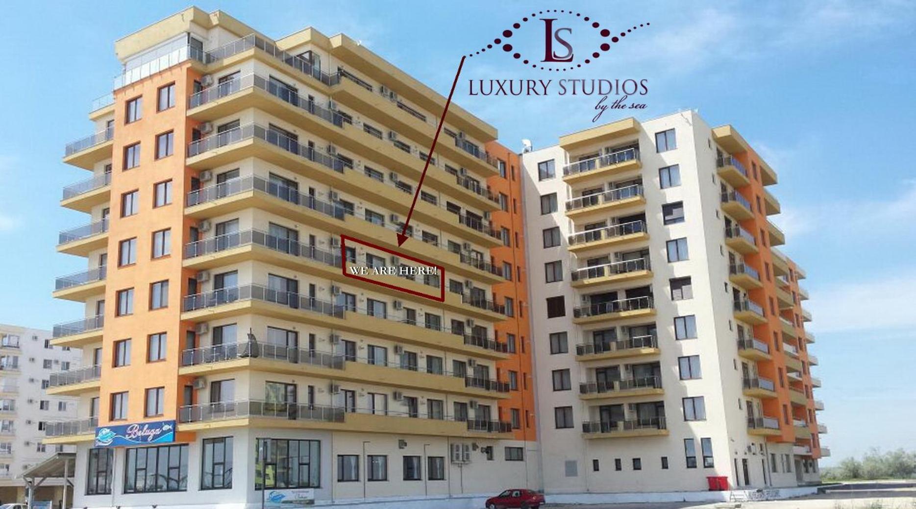 Summerland Luxury Studios By The Sea Мамая Экстерьер фото